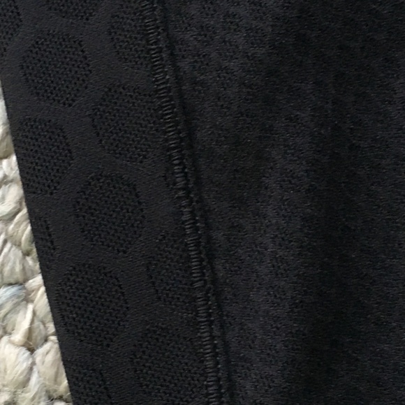 Lululemon Geo Tight NWT - Picture 2 of 14